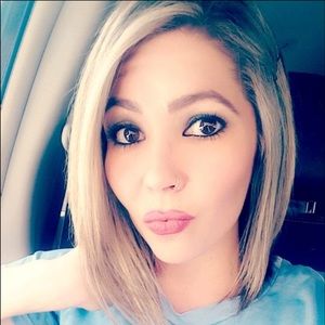 Meet your Posher, Desiree